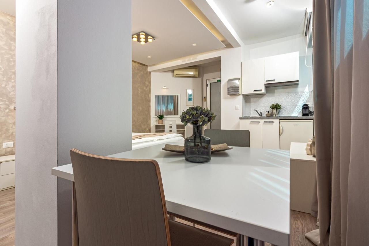 Apartments Lovret Flowers Split Luaran gambar