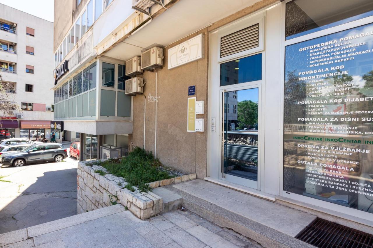 Apartments Lovret Flowers Split Luaran gambar