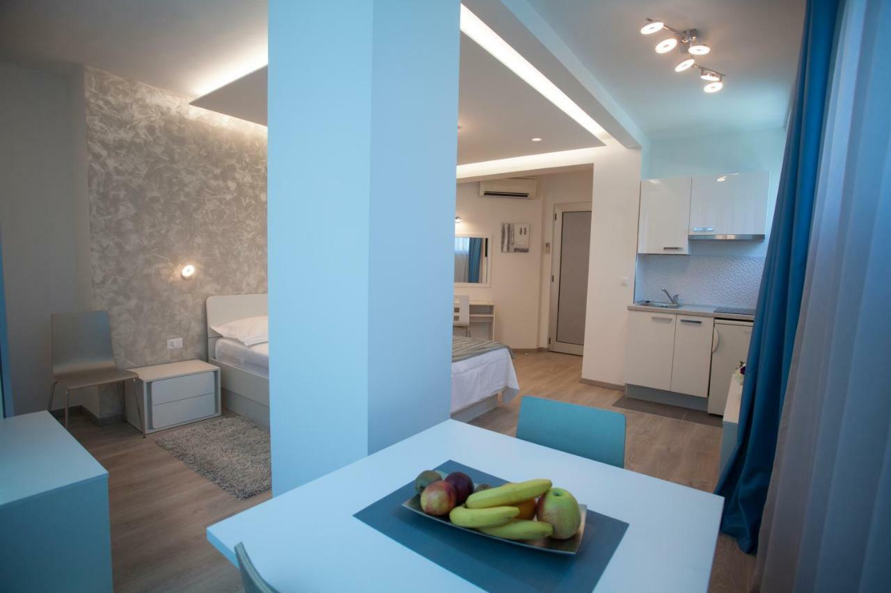 Apartments Lovret Flowers Split Luaran gambar