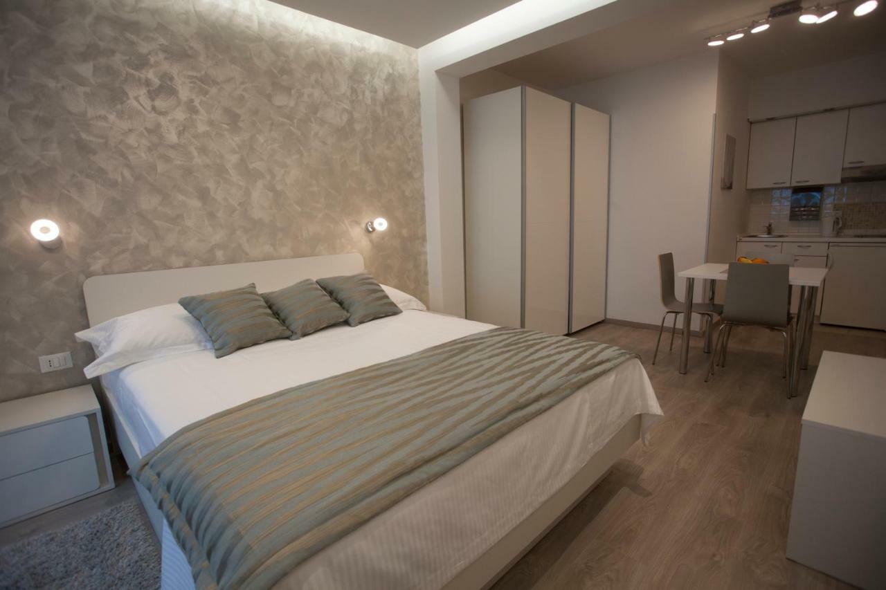 Apartments Lovret Flowers Split Luaran gambar